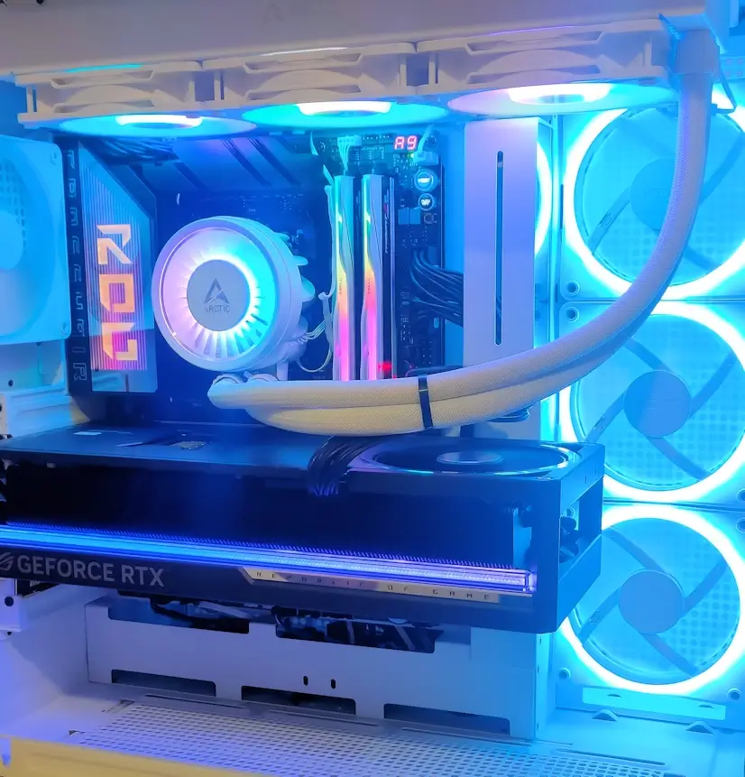 Informático Navalafuente - Montaje Hardware AMD Intel Gaming PC Navalafuente