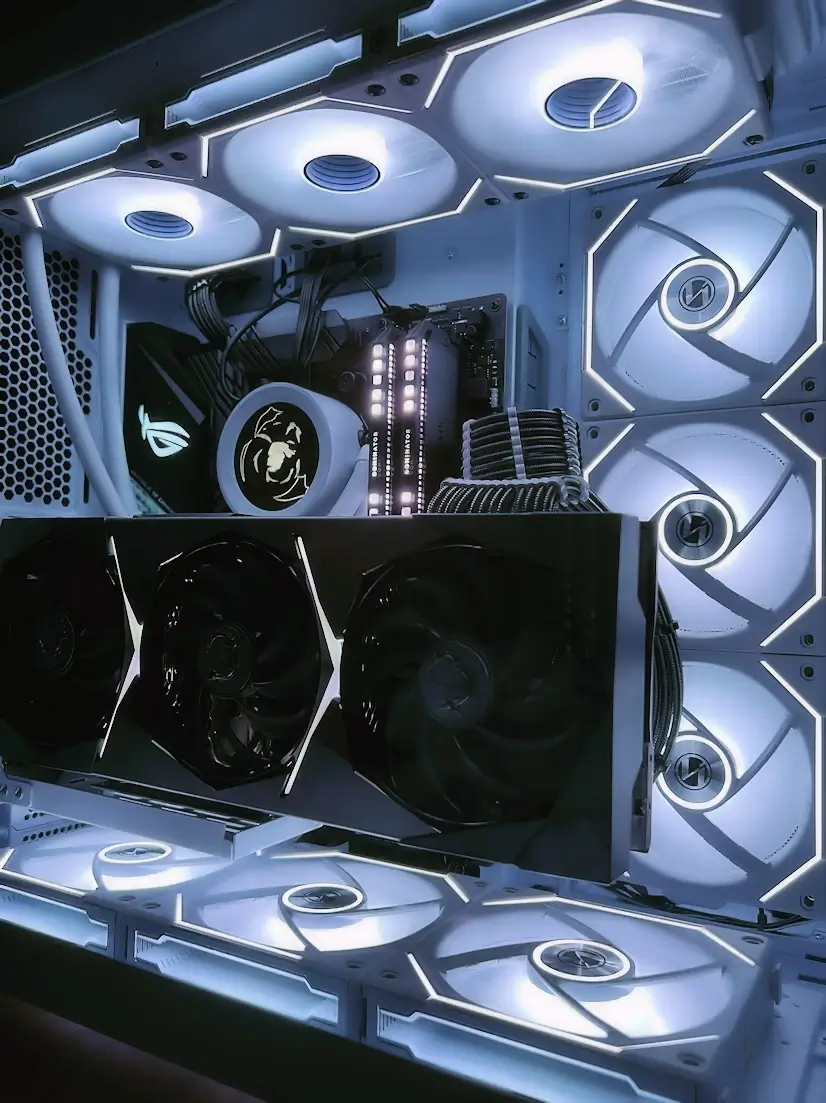 Informático Navalafuente - Montaje Hardware Gaming PC Fractal AMD Intel Domicilio Navalafuente